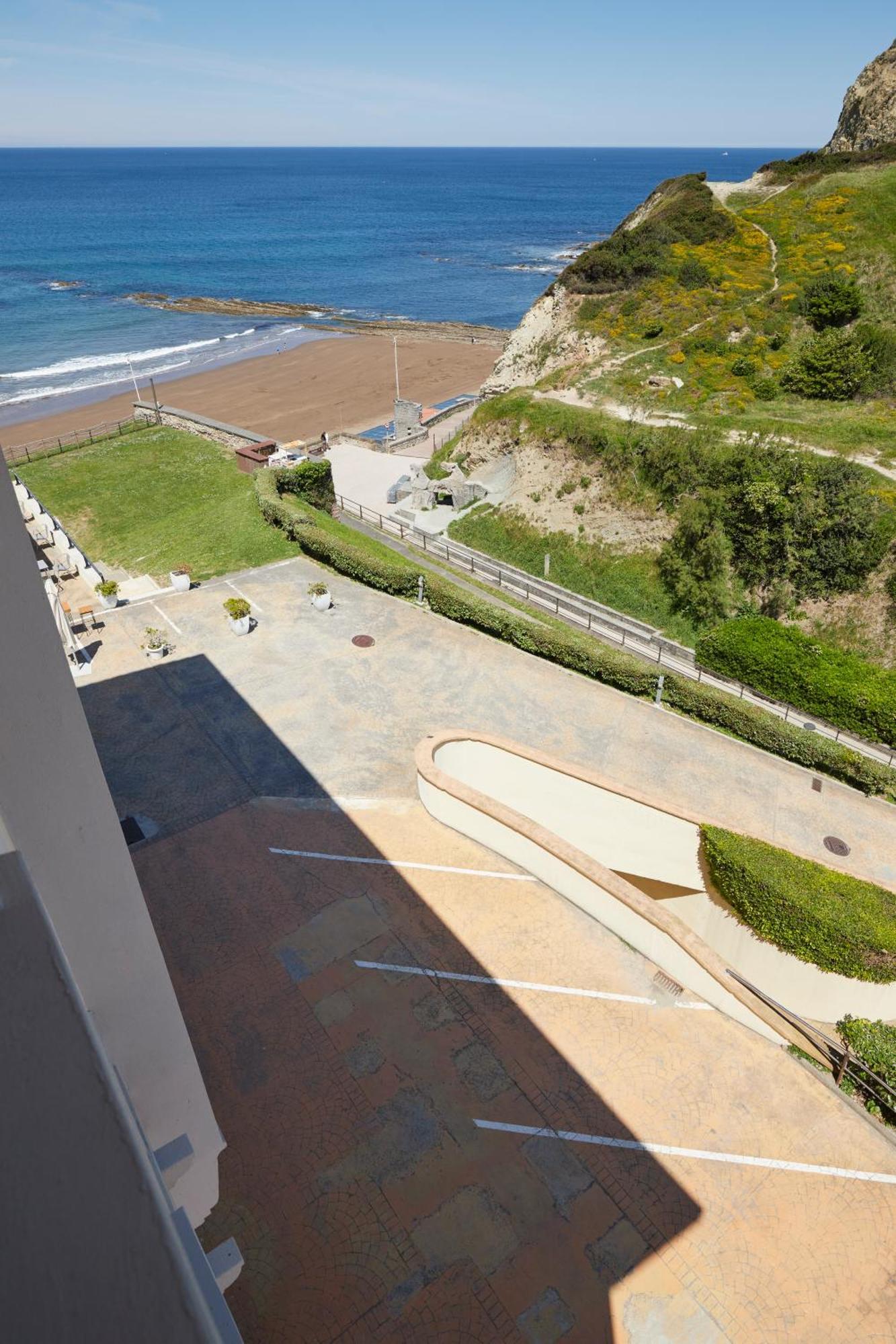 & Talasoterapia Zelai * Zumaia