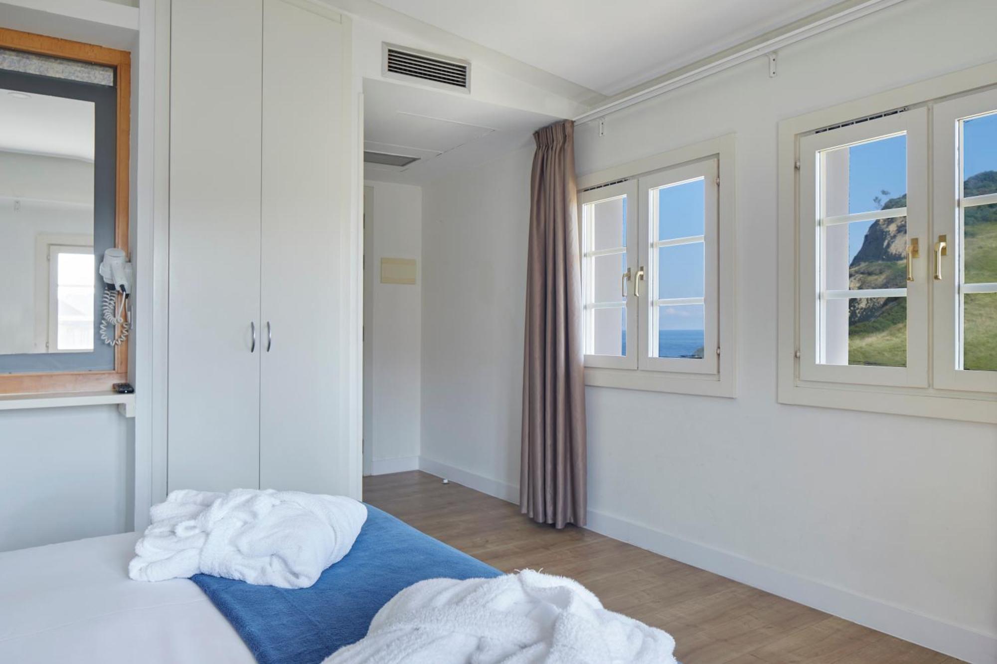 Hotel & Talasoterapia Zelai *